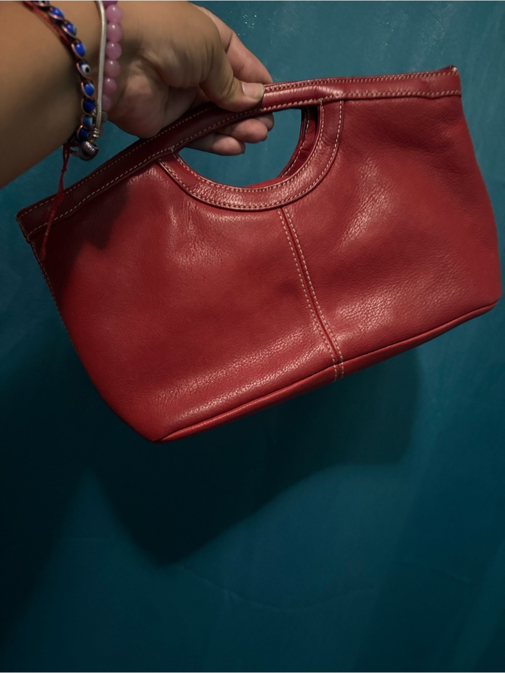 Fossil Classic Red Leather Handheld Women’s Bag - Picture 8 of 11